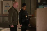 Det. Elliot Stabler (Christopher Meloni) und Sgt. Ayanna Bell (Danielle Mon&eacute; Truitt)