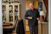 Donald Cragen (Dann Florek) Donald Cragen (Dann Florek)