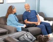 Dr. Catherine Fox (Debbie Allen, l.); Dr. Richard Webber (James Pickens jr., r.) Dr. Catherine Fox (Debbie Allen, l.); Dr. Richard Webber (James Pickens jr., r.)