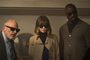 (v.l.n.r.) Dr. Kurt Boggs (Kurt Fuller); Kristen Bouchard (Katja Herbers); David Acosta (Mike Colter) (v.l.n.r.) Dr. Kurt Boggs (Kurt Fuller); Kristen Bouchard (Katja Herbers); David Acosta (Mike Colter)