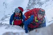 Claudia Lindig und Franz Dörfler, Bergretter der Bergwacht Grainau. Claudia Lindig und Franz Dörfler, Bergretter der Bergwacht Grainau.