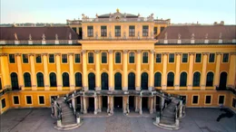 Schloss Sch&ouml;nbrunn, Ehrenhof.