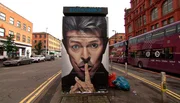 Manchester ist bekannt für seine Musikszene. Der 2016 verstorbene David Bowie kam zwar aus London, aus Manchester kommen allerdings Bands wie Joy Division, The Smiths, Oasis, The Verve oder die Stone Roses. Sie haben den Sound der Arbeiterstadt geprägt. Manchester ist bekannt für seine Musikszene. Der 2016 verstorbene David Bowie kam zwar aus London, aus Manchester kommen allerdings Bands wie Joy Division, The Smiths, Oasis, The Verve oder die Stone Roses. Sie haben den Sound der Arbeiterstadt geprägt.