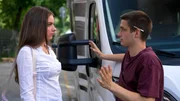 Joanna st&uuml;rzt sich mit Marvin in ein riskantes Abenteuer.