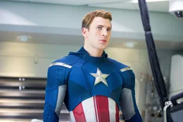 Steve Rogers / Captain America (Chris Evans).