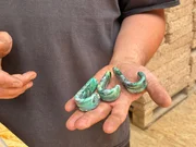 Kleiderhaken aus recyceltem Plastik.