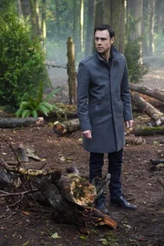 Harry Greenwood (Rupert Evans)