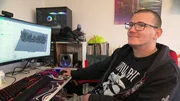 Mike versucht mit seinem 3D-Druck-Projekt neue Perspektiven zu schaffen. Doch kann die Idee die Familie aus der n&auml;chsten Krise f&uuml;hren?