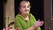 Eva beweist beim Improtheater Mut und steht schließlich selbst auf der Bühne. Eva beweist beim Improtheater Mut und steht schließlich selbst auf der Bühne.