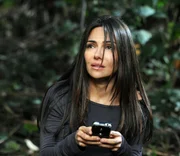 Elena Delgado (Roselyn Sanchez)