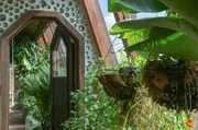In New Mexico lebt eine autarke Gemeinschaft in &bdquo;Earthships&ldquo;, &ouml;kologisch nachhaltigen H&auml;usern aus verschiedensten Recyclingmaterialien.