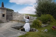 Yvanna ist Neo-Druidin, Priesterin der Dahut, einer heidnisch-keltischen Mythologie in Frankreich.