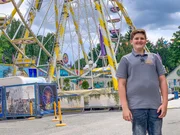 Edgar vor dem Riesenrad Edgar vor dem Riesenrad