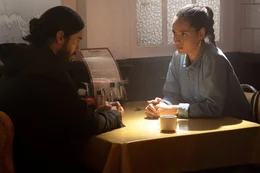 F&uuml;r Morbius (Jared Leto) ist Martine Bancroft (Adria Arjona) die einzige Person, der er noch vertrauen kann.