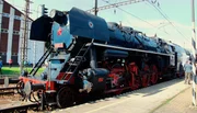 Dampflok 498.104 „Albatros“ kurz nach dem Grenzübertritt in die Slowakei. Dampflok 498.104 „Albatros“ kurz nach dem Grenzübertritt in die Slowakei.