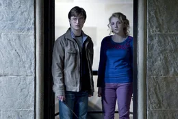 Daniel Radcliffe (Harry Potter), Evanna Lynch (Luna Lovegood).
