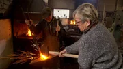Ehepaar Kurt und Gudrun Tischler in ihrer Schmiede. Ehepaar Kurt und Gudrun Tischler in ihrer Schmiede.