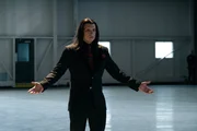 Calypso (Anthony Carrigan) richtet einen gefährlichen Wettkampf aus, bei dem die Teilnehmenden ihr Leben riskieren, um sich als Sieger einen Wunsch erfüllen zu lassen. Doch der mysteriöse Veranstalter hat einige Überraschungen vorbereitet, die den Wettbewerb noch gefährlicher und unberechenbarer machen. Calypso (Anthony Carrigan) richtet einen gefährlichen Wettkampf aus, bei dem die Teilnehmenden ihr Leben riskieren, um sich als Sieger einen Wunsch erfüllen zu lassen. Doch der mysteriöse Veranstalter hat einige Überraschungen vorbereitet, die den Wettbewerb noch gefährlicher und unberechenbarer machen.