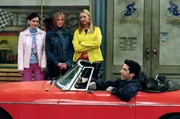 (v.l.n.r.) Monica Geller (Courteney Cox); Rachel Green (Jennifer Aniston); Phoebe Buffay (Lisa Kudrow); Ross Geller (David Schwimmer) (v.l.n.r.) Monica Geller (Courteney Cox); Rachel Green (Jennifer Aniston); Phoebe Buffay (Lisa Kudrow); Ross Geller (David Schwimmer)