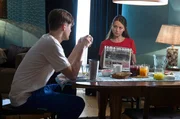 René Zernitz (Benjamin Lillie) und Jennifer Wolf (Alice Dwyer) René Zernitz (Benjamin Lillie) und Jennifer Wolf (Alice Dwyer)