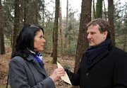 ARD STURM DER LIEBE FOLGE 1771. Doris (Simone Ritscher, l.) beendet ihre gesch&auml;ftliche Beziehung mit ihrem Komplizen Dr. Drescher (Tobias Maehler, r.).