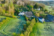 Ein idyllischer englischer Landgarten im Lake District, liebevoll gepflegt von seinen Besitzern Chris und Liz, bietet Lebensraum für zahlreiche Tierarten. Ein idyllischer englischer Landgarten im Lake District, liebevoll gepflegt von seinen Besitzern Chris und Liz, bietet Lebensraum für zahlreiche Tierarten.