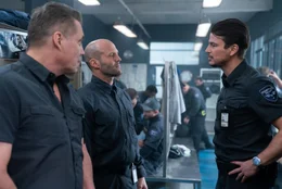 H (Jason Statham, Mitte); Boy Sweat Dave (Josh Hartnett, r.)
