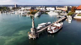 Historische F&auml;hre 1928 am Hafen von Konstanz
