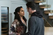 Macy Vaughn (Madeleine Mantock, l.); Julian Shea (Eric Balfour, r.) Macy Vaughn (Madeleine Mantock, l.); Julian Shea (Eric Balfour, r.)