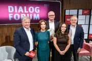 Harald Kräuter, Karin Moser, Klaus Unterberger, Emilija Ilic, Thomas Steinmaurer. Harald Kräuter, Karin Moser, Klaus Unterberger, Emilija Ilic, Thomas Steinmaurer.