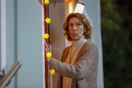 Vera (Adele Neuhauser).