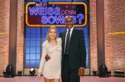 Moderator Kai Pflaume und seine Rateteam-Kapitäne Bernhard Hoëcker und Elton begrüßen in dieser Sendung die Moderatorin und Model Sylvie Meis (l.) und den Choreograf und Model Bruce Darnell (r.). Moderator Kai Pflaume und seine Rateteam-Kapitäne Bernhard Hoëcker und Elton begrüßen in dieser Sendung die Moderatorin und Model Sylvie Meis (l.) und den Choreograf und Model Bruce Darnell (r.).