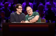 Rateteam-Kapit&auml;n Bernhard Elton (r.) mit Fernsehmoderator Daniel Hartwich (l.).