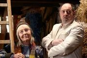 Seit Geist Ludwig (J&uuml;rgen Haug) sich wenigstens mit Oma Anni (Sabine Hahn) unterhalten kann, ist zwischen den beiden eine nicht gerade friedliche, aber doch wirkungsvolle Allianz entstanden.