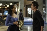 Macy Vaughn (Madeleine Mantock, l.); Julian Shea (Eric Balfour, r.)