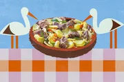 Drei Fleischsorten und eine els&auml;ssische Tonterrine: Baeckeoffe