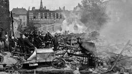 Der Brand in der Daimler-Fabrik in Bad Cannstadt im Juni 1903.