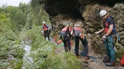 Einsatz der Bergwacht Bad Reichenhall in der Weißbachklamm. Einsatz der Bergwacht Bad Reichenhall in der Weißbachklamm.