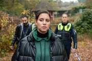 Riskiert alles, um die Wahrheit ans Licht zu bringen: Almila Bagriacik als Mila Sahin Riskiert alles, um die Wahrheit ans Licht zu bringen: Almila Bagriacik als Mila Sahin