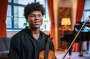 Braimah Kanneh-Mason spricht im Film &uuml;ber die Ausdruckskraft von John Williams' Musik.