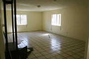 Das Wohnzimmer bietet viel Platz und Licht. Was Christina und Tarek daraus wohl zaubern?