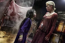 L-R: Sharon / Alessa (Jodelle Ferland) und Rose Da Silva (Radha Mitchell)