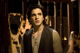 &Uuml;berraschende Hilfe erh&auml;lt Heather von ihrem neuen Mitsch&uuml;ler Vincent Carter (Kit Harington)...