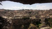 Matera – von der prähistorischen Höhlensiedlung zur Kulturhauptstadt Europas. Matera – von der prähistorischen Höhlensiedlung zur Kulturhauptstadt Europas.