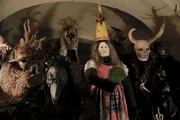 Im &ouml;sterreichischen Abtenau findet jedes Jahr der sogenannte Perchtenlauf statt. Ein Brauchtum, um den Winter und b&ouml;se Geister zu vertreiben. Eine der Hauptfiguren ist Frau Perchta, das mythische Vorbild f&uuml;r Frau Holle im Grimm-M&auml;rchen.