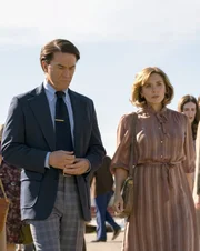 Tom Pelphrey (Don Crowder), Elizabeth Olsen (Candy Montgomery). Tom Pelphrey (Don Crowder), Elizabeth Olsen (Candy Montgomery).