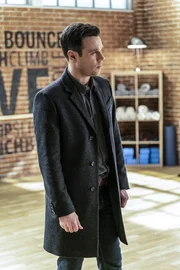 Harry Greenwood (Rupert Evans)