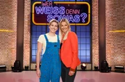 Kandidatinnen bei "Wer weiß denn sowas?": Die Schwimmerin Angelina Köhler (l.) und die Schwimmerin Franziska van Almsick (r.). Kandidatinnen bei "Wer weiß denn sowas?": Die Schwimmerin Angelina Köhler (l.) und die Schwimmerin Franziska van Almsick (r.).