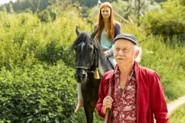 Hanna Binke (Mika Schwarz), Tilo Pr&uuml;ckner (Herr Kaan).
