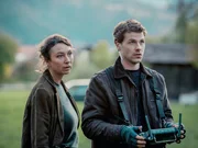 Fanny Gruber (Ursula Strauss), Tobi Gruber (Noah L. Perktold). Fanny Gruber (Ursula Strauss), Tobi Gruber (Noah L. Perktold).